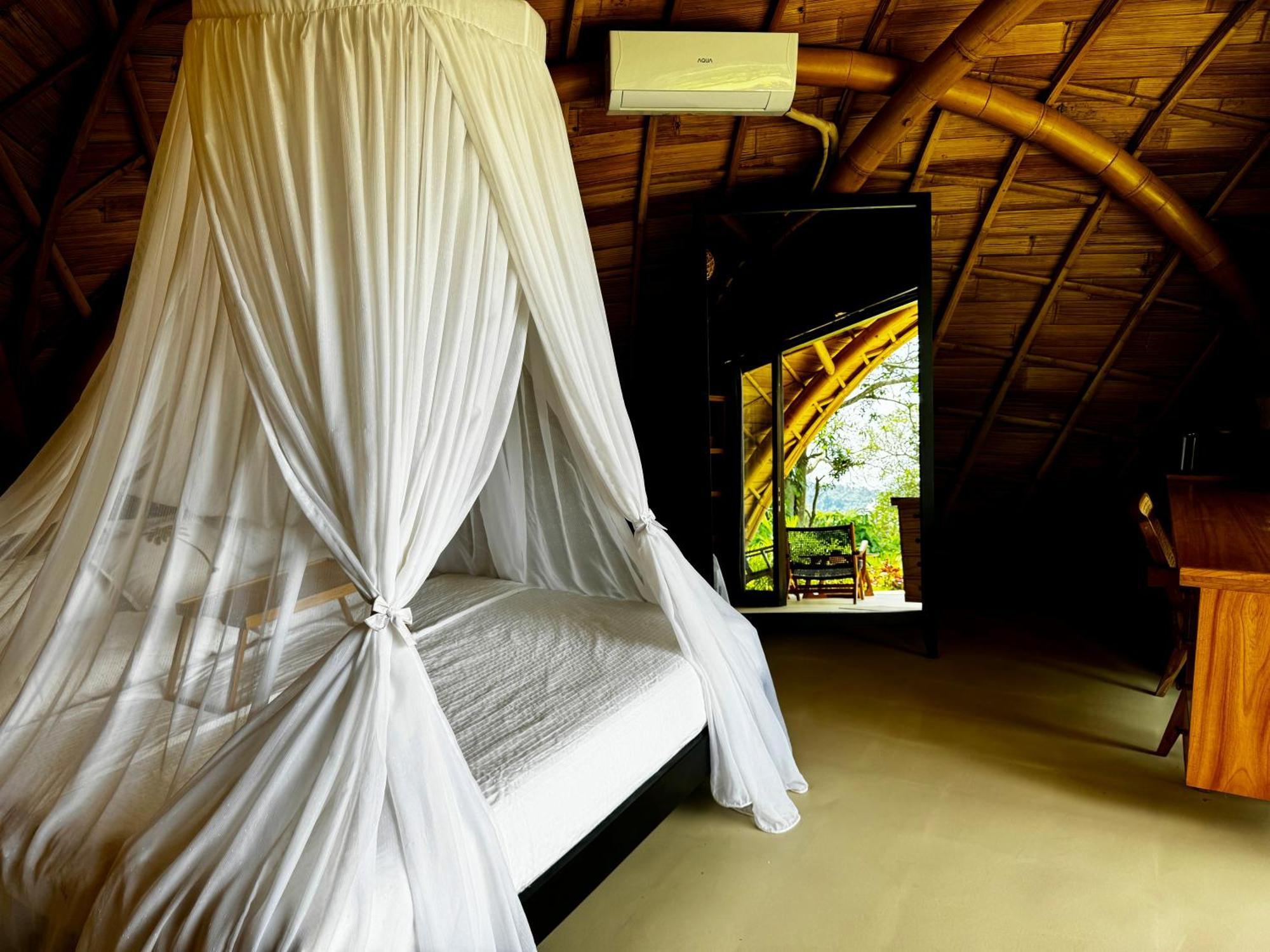 Circle House Sidemen Villa